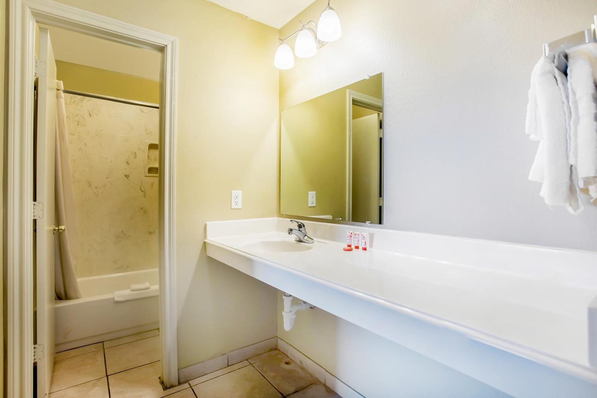 Hotel Oyo Tx - Richardson Jacksboro